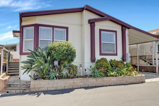99 Pheasant Lane, Oceanside, CA 92057