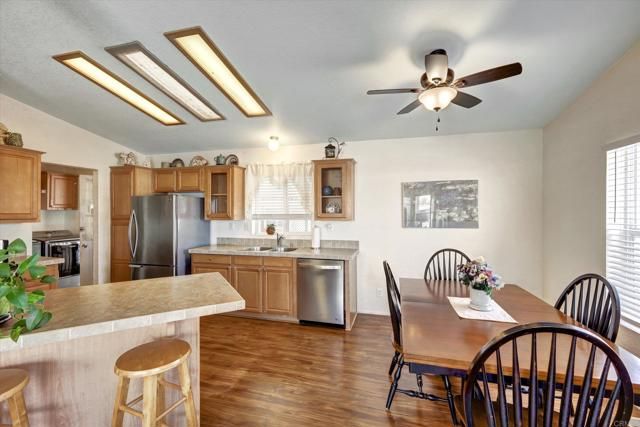 99 Pheasant Lane, Oceanside, CA 92057