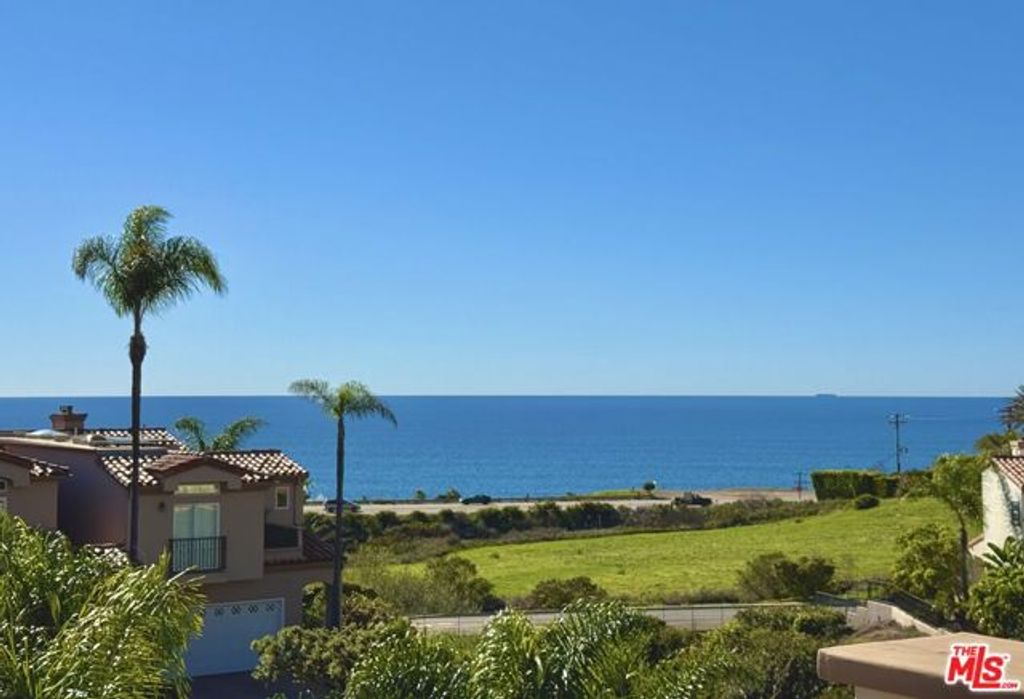 6438 Lunita Road, Malibu, CA 90265