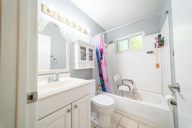9770 Burline St, Sacramento, CA 95827