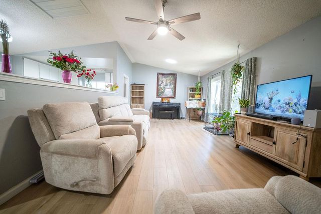 9770 Burline St, Sacramento, CA 95827
