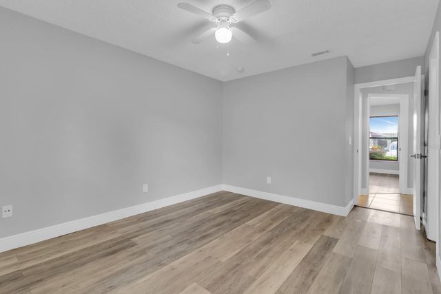 907 PARK VILLA CIRCLE, Orlando, FL 32824