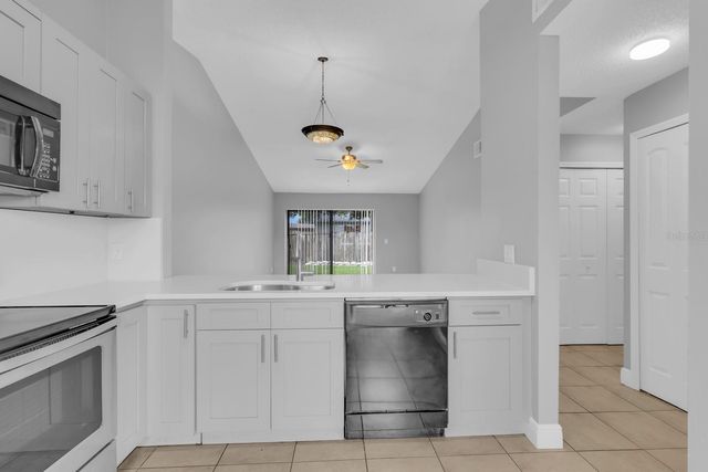 907 PARK VILLA CIRCLE, Orlando, FL 32824