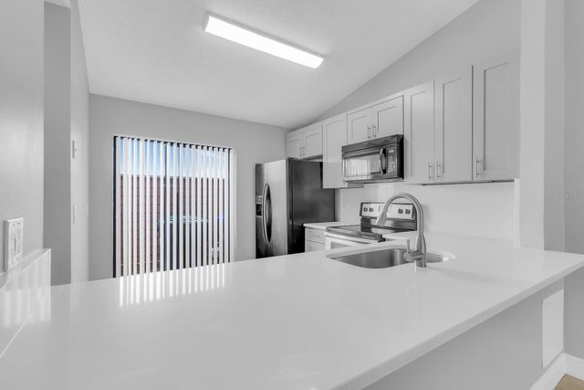 907 PARK VILLA CIRCLE, Orlando, FL 32824