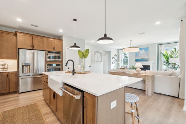 1314 Willow Pond Road 10, Mount Pleasant, SC 29466