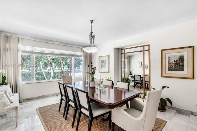 5965 Alton Rd, Miami Beach, FL 33140