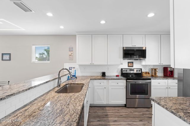 6712 Sunset Avenue, Panama City, FL 32408