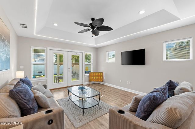 6712 Sunset Avenue, Panama City, FL 32408