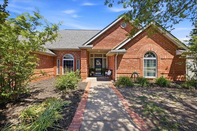 923 Stoneridge Drive, Stillwater, OK 74074