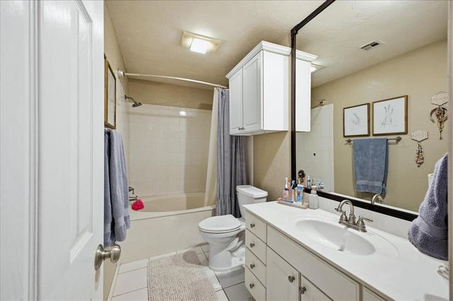 923 Stoneridge Drive, Stillwater, OK 74074