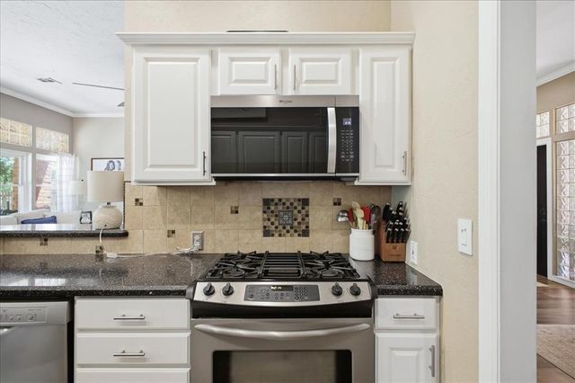 923 Stoneridge Drive, Stillwater, OK 74074