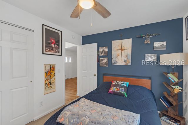 6 Shiney Leaf Ct, Beaufort, SC 29907