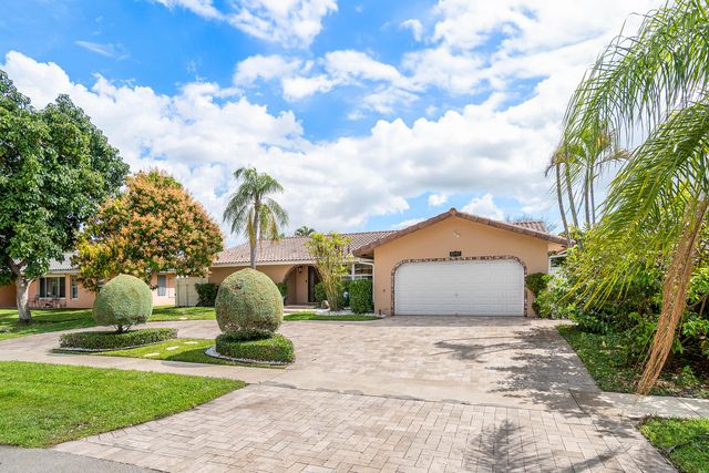 6992 W Calle Del Paz W, Boca Raton, FL 33433