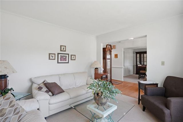 717 Greenwing DR, Chesapeake, VA 23323