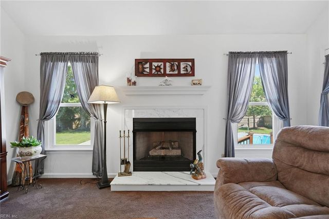 717 Greenwing DR, Chesapeake, VA 23323