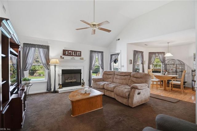 717 Greenwing DR, Chesapeake, VA 23323