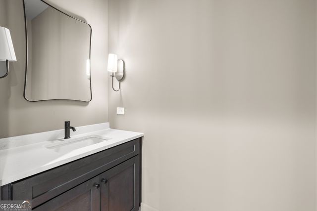 225 Rolison Way, Fayetteville, GA 30214