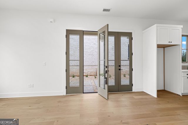 225 Rolison Way, Fayetteville, GA 30214