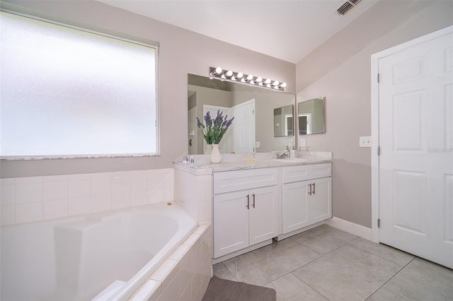 207 LANGHAM DRIVE, Davenport, FL 33897