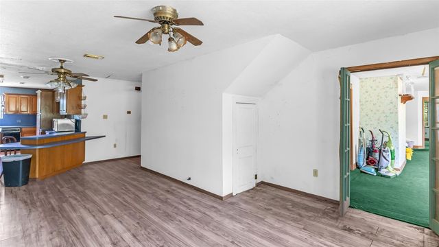 4862 Highway 30 W, Huntsville, TX 77340