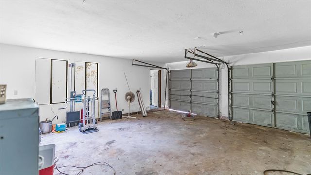4862 Highway 30 W, Huntsville, TX 77340