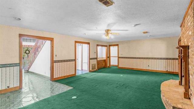 4862 Highway 30 W, Huntsville, TX 77340