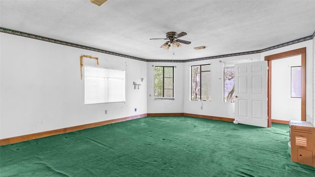 4862 Highway 30 W, Huntsville, TX 77340