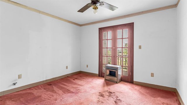 4862 Highway 30 W, Huntsville, TX 77340