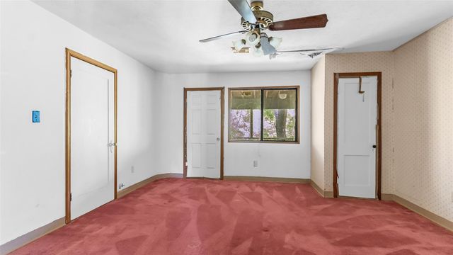 4862 Highway 30 W, Huntsville, TX 77340