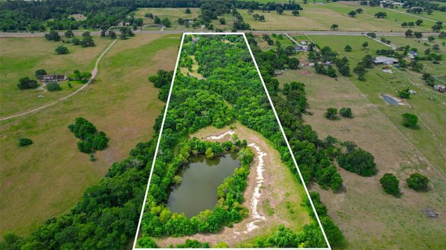 4862 Highway 30 W, Huntsville, TX 77340