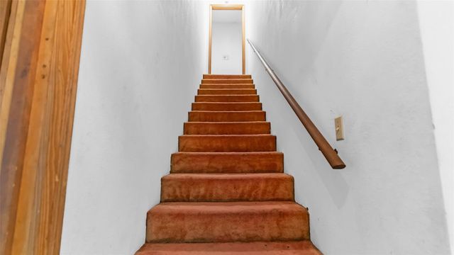 4862 Highway 30 W, Huntsville, TX 77340