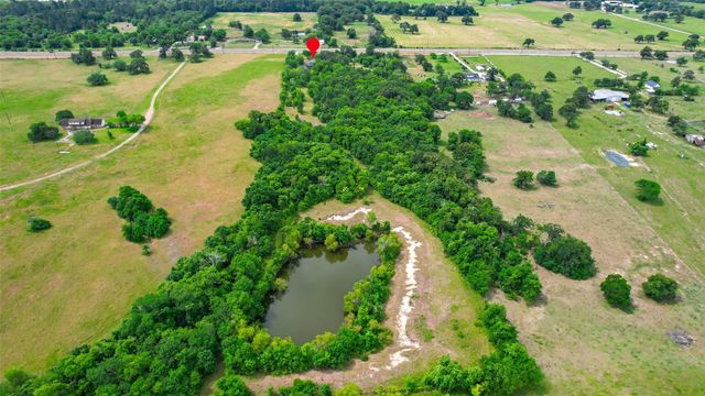 4862 Highway 30 W, Huntsville, TX 77340