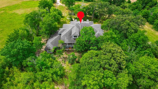 4862 Highway 30 W, Huntsville, TX 77340