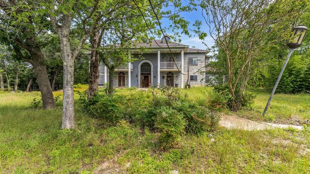 4862 Highway 30 W, Huntsville, TX 77340
