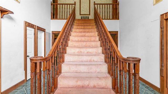 4862 Highway 30 W, Huntsville, TX 77340