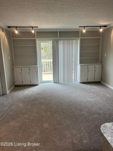 1935 Gardiner Ln H130, Louisville, KY 40205