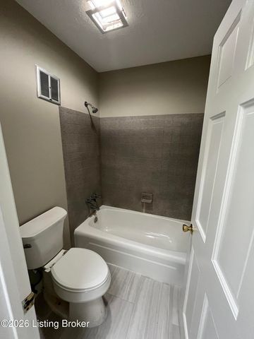 1935 Gardiner Ln H130, Louisville, KY 40205