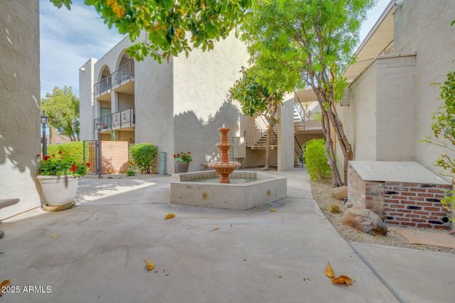 4727 E LAFAYETTE Boulevard 322, Phoenix, AZ 85018