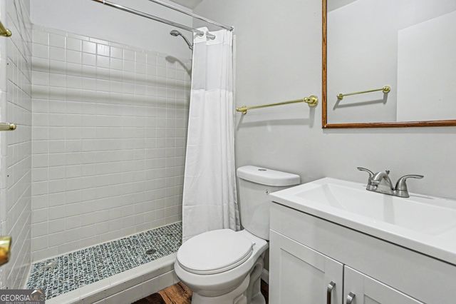 3084 Green Valley Drive, East Point, GA 30344