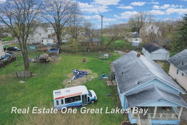 712 N Woodbridge Street, Saginaw, MI 48602