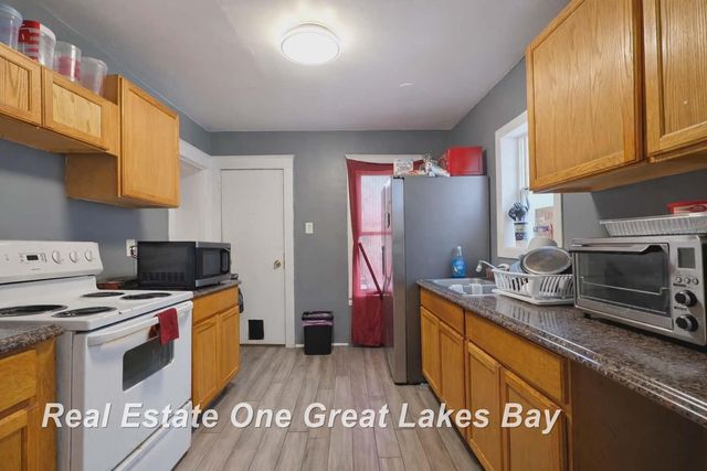712 N Woodbridge Street, Saginaw, MI 48602