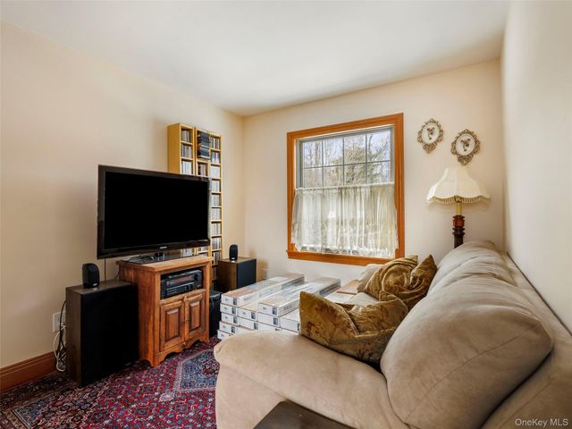 2950 New Prospect Road, Pine Bush, NY 12566