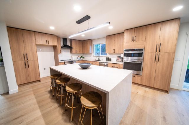 2948 Oakleaf Dr, Cameron Park, CA 95682