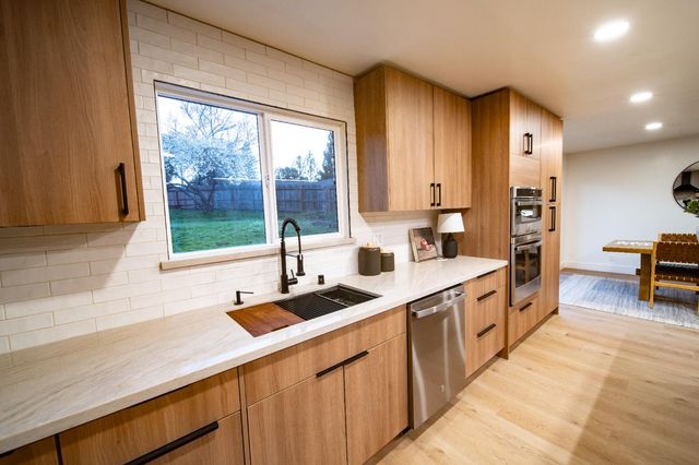 2948 Oakleaf Dr, Cameron Park, CA 95682