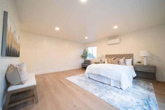 2948 Oakleaf Dr, Cameron Park, CA 95682