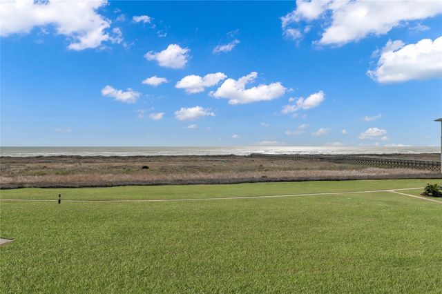 26421 Cat Tail Drive 203, Galveston, TX 77554