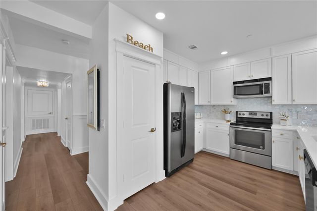 26421 Cat Tail Drive 203, Galveston, TX 77554