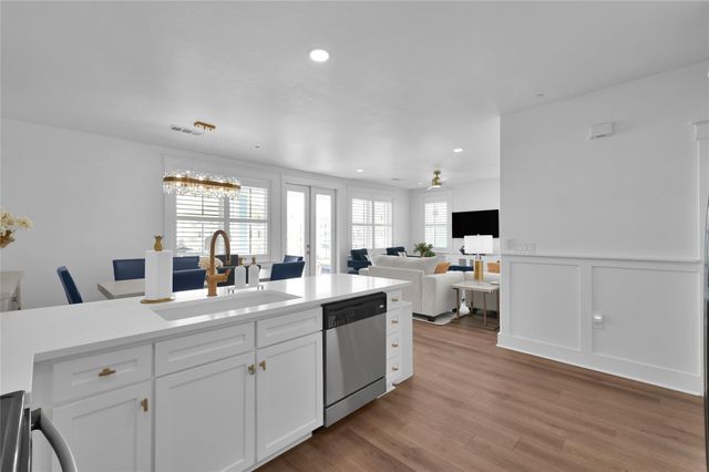 26421 Cat Tail Drive 203, Galveston, TX 77554