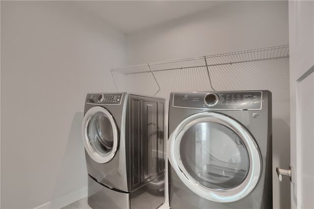 517 Coughton Cross Drive, Lancaster Twp, PA 16037