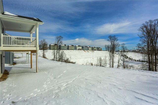 517 Coughton Cross Drive, Lancaster Twp, PA 16037